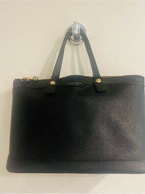 Classic Henri Bendel New York structured black tote